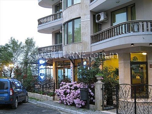 Апартаменты Continental Kiten 3*