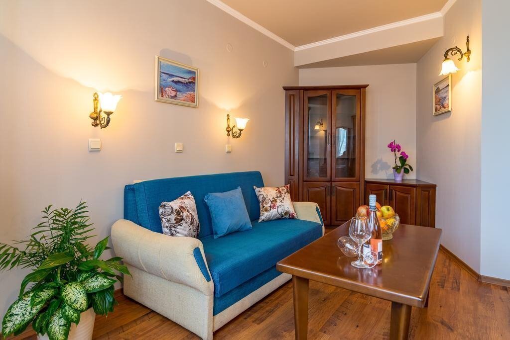 Вид IZVORA (ex. Izvora Hotel) 3*