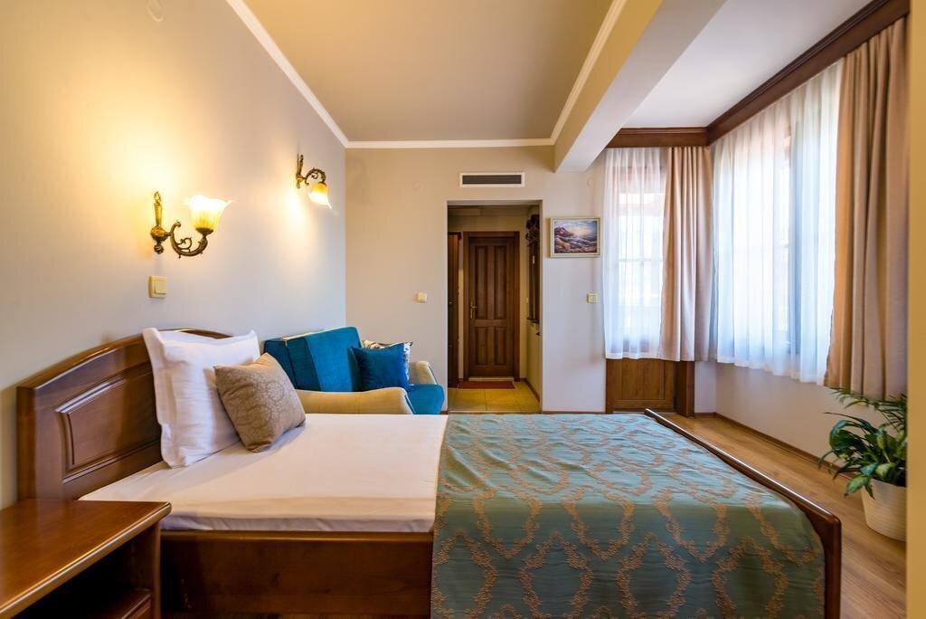 Панорама IZVORA (ex. Izvora Hotel) 3*