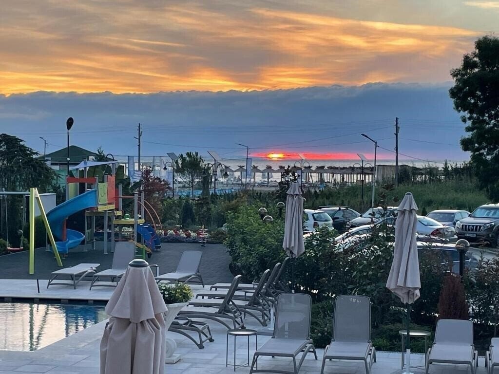 Вид Aquamarine Hotel Kranevo (ex. Aquamarin Krn, Aquamarine Kranevo) 4*