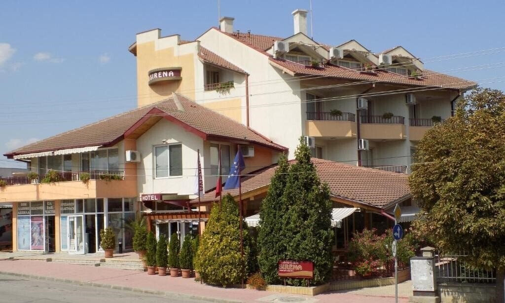 Территория Sirena Hotel 3*