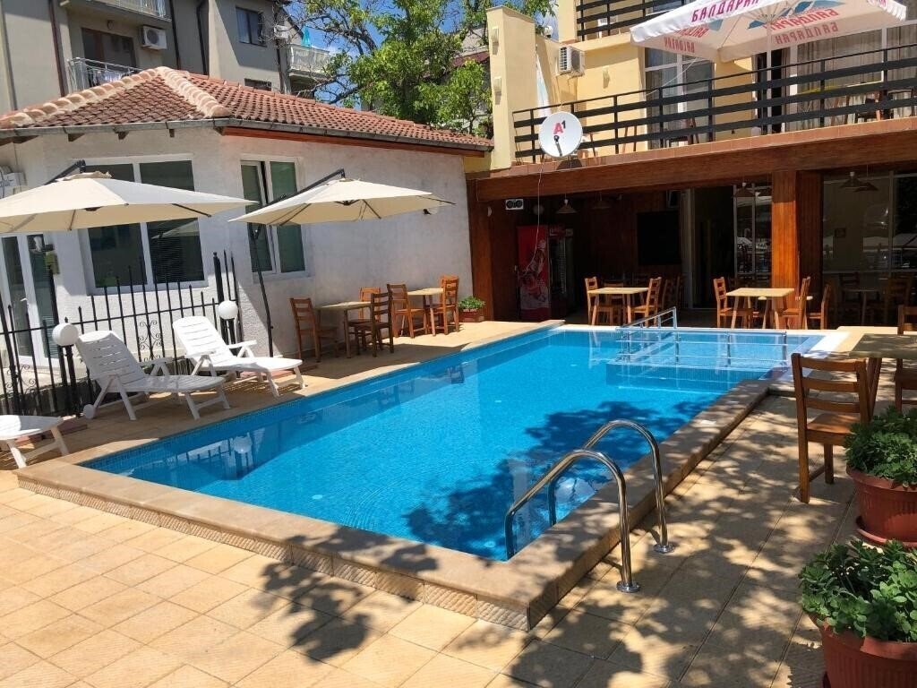 Фотографія Central Family Hotel 2*