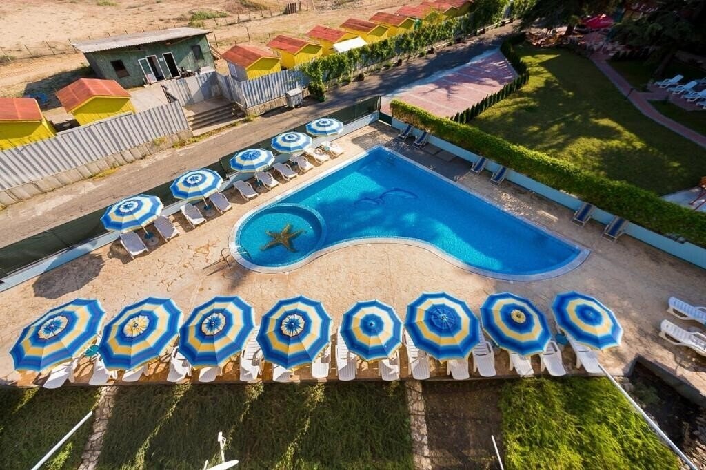 Территория Kristal Beach 4*