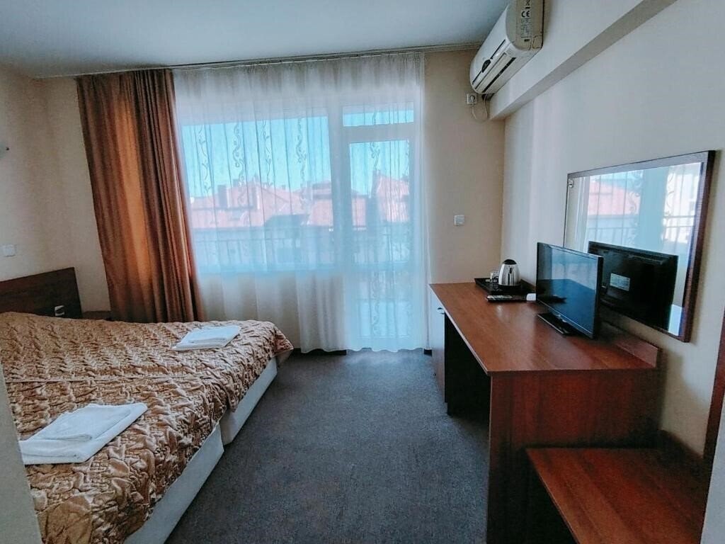 Апартаменти Sandor Hotel 2*