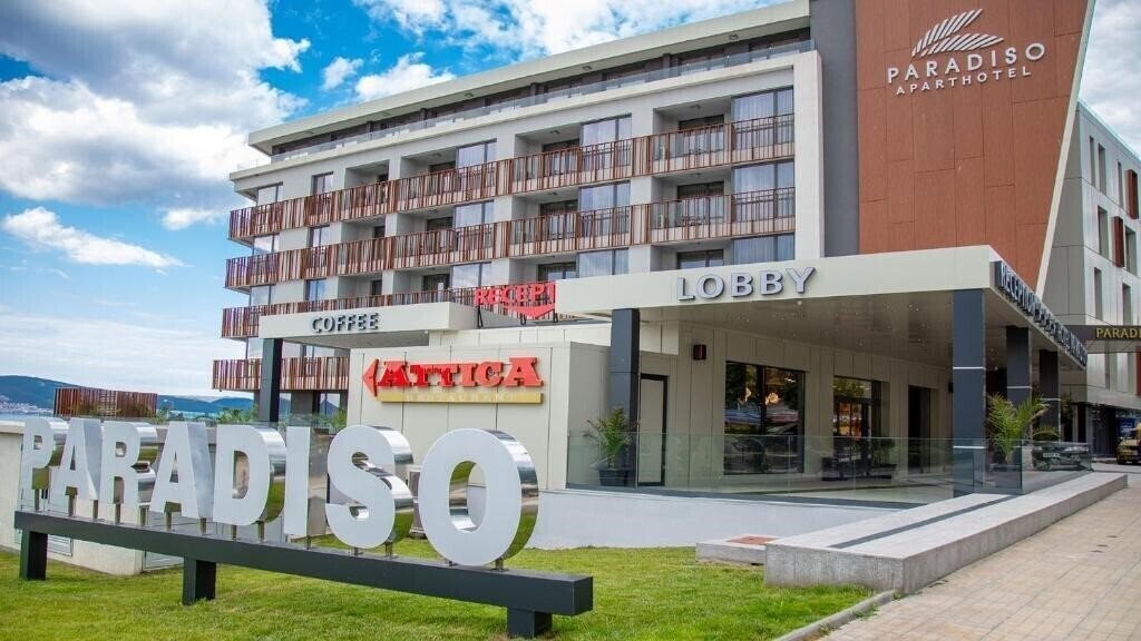 Панорама Paradiso Ah 4*