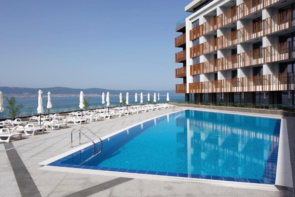 Фотография Paradiso Aparthotel 4*