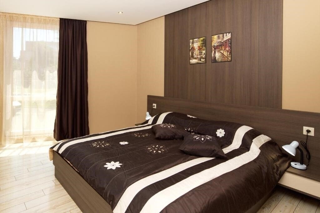 Апартаменты Paradiso Aparthotel 4*