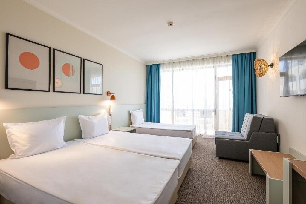 Апартаменти Sol Nessebar Bay & Mare Resort 4*