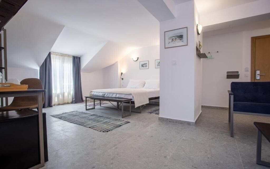 Апартаменты Mistral 3*