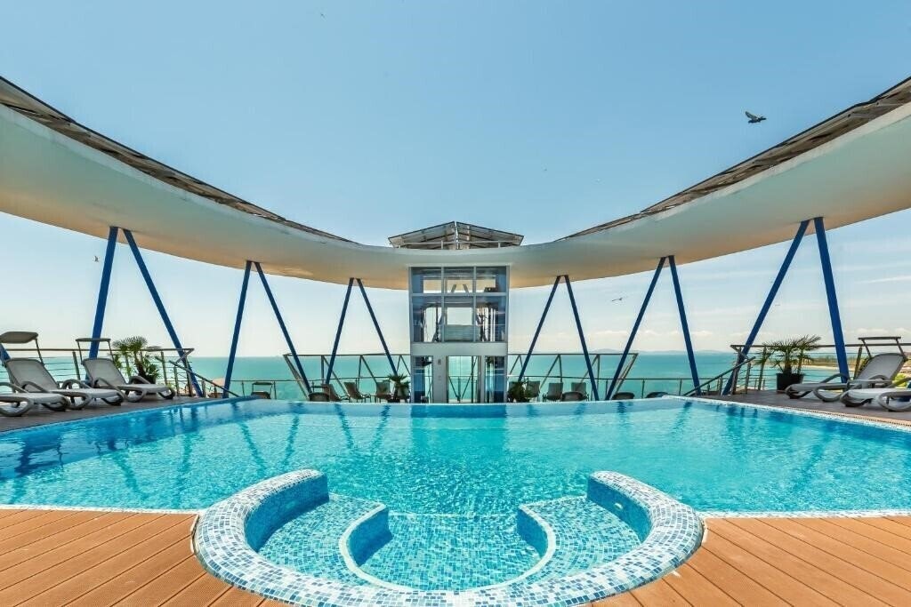 Апартаменты Marina Palace Affilated by Melia 4*