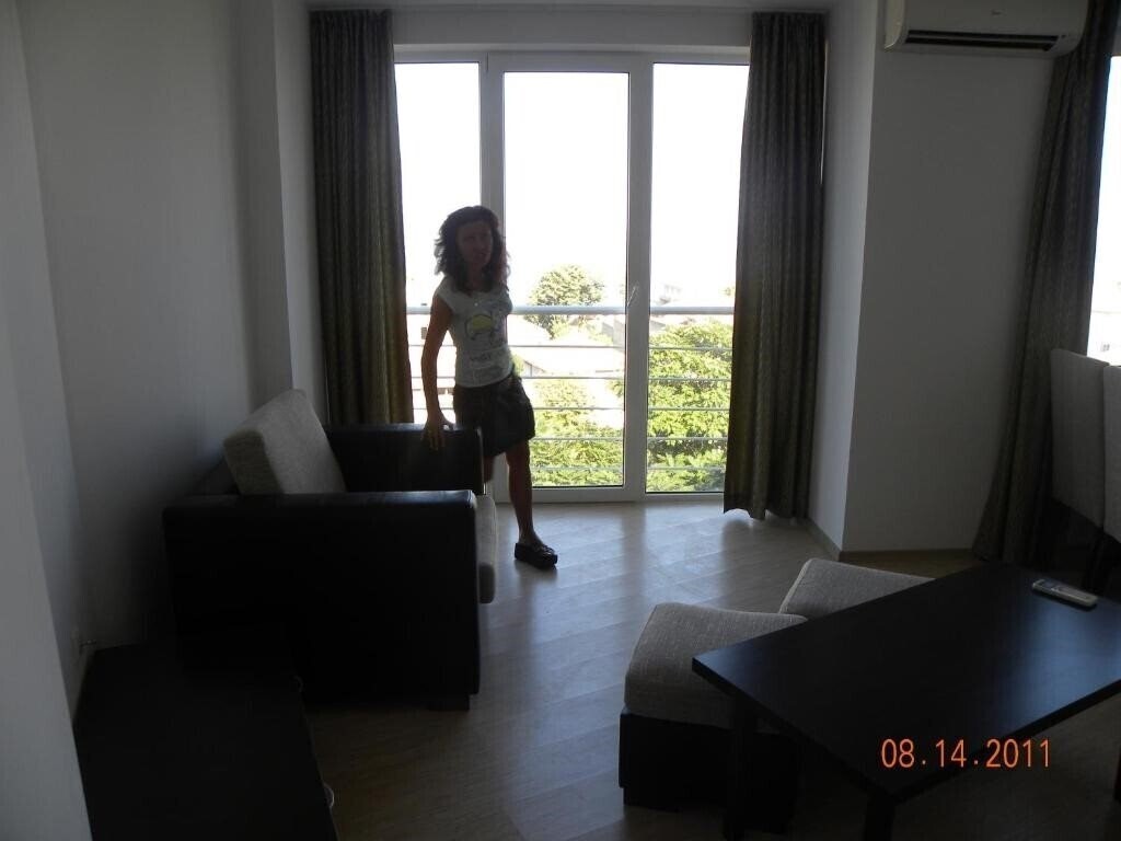 Территория New Town 3*