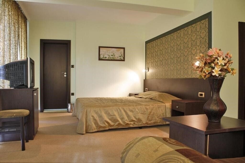 Панорама Hotel Dukov 2*