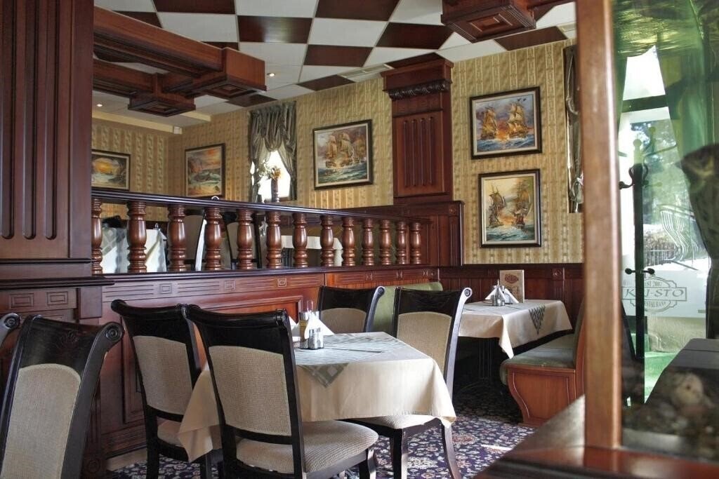 Территория Hotel Dukov 2*