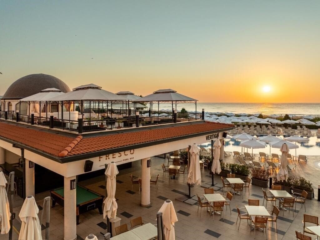 Апартаменты Alua Helios Bay 4*