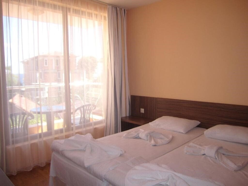 Фото COOP (ex. Coop Obzor) 3*