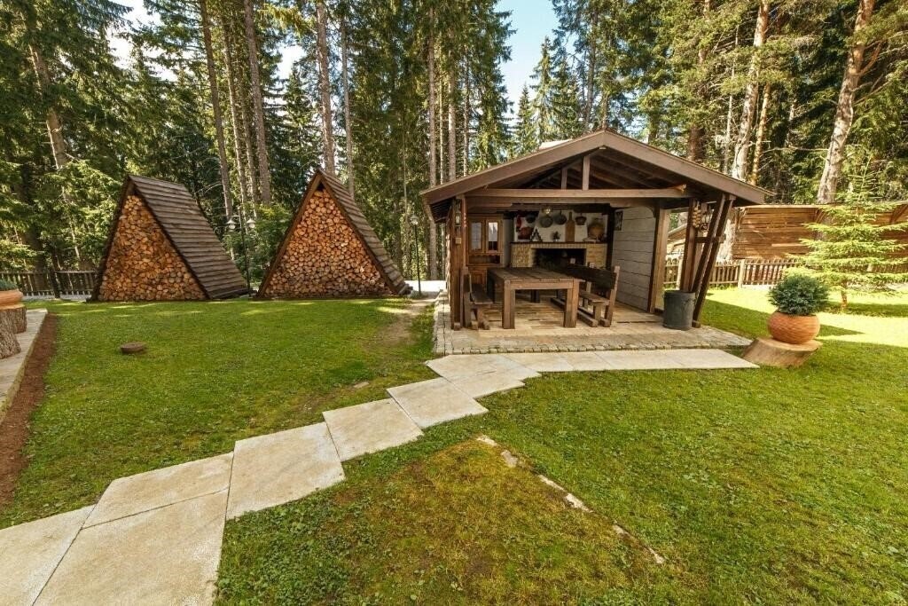 Вид Monastery 2 Aparthotel (ex. Monastery II, Manastera 2, Manastira 2) 3*