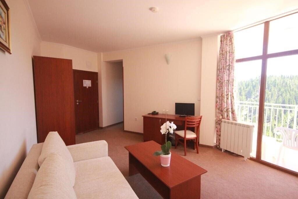 Готель Dafovska Hotel 3*