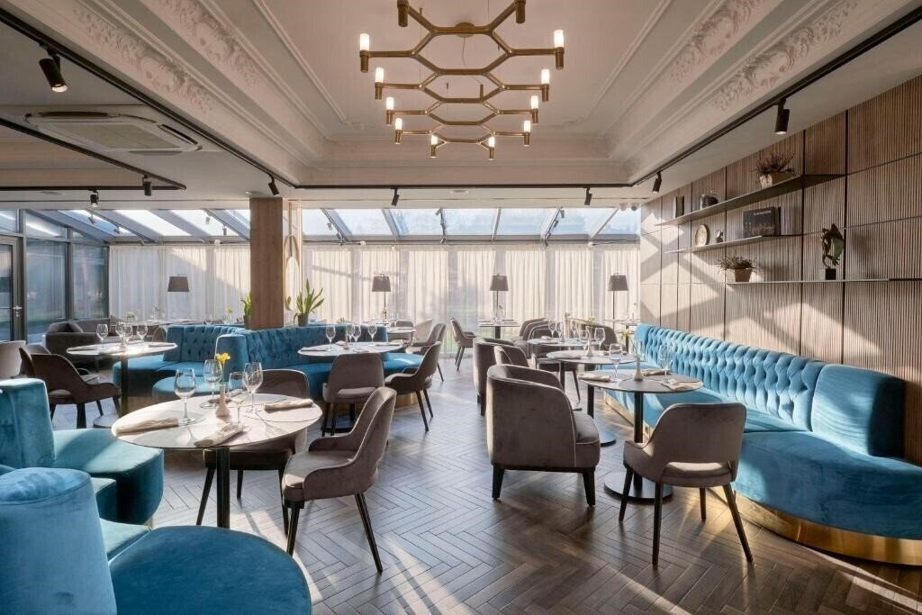 Панорама Radisson Hotel Plovdiv (ex. Imperial Plovdiv Park Hotel) 4*