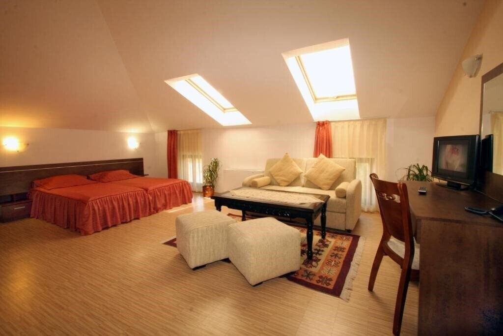 Апартаменты Alafrangite 3*