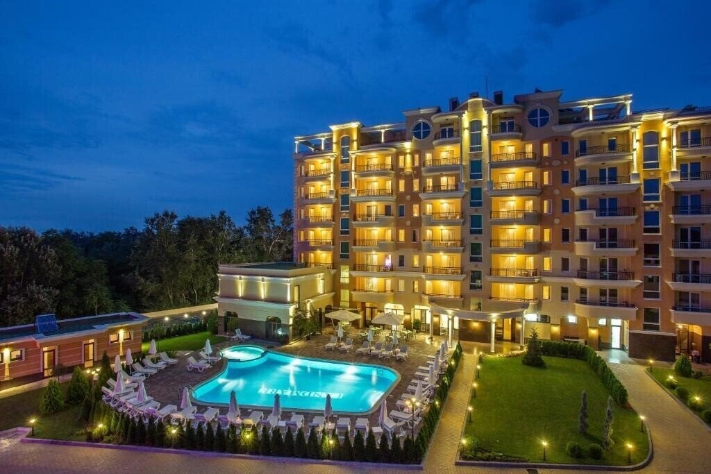 Готель Landmark Creek Hotel 4*