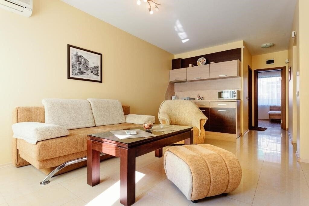 Апартаменти Bright House 3*