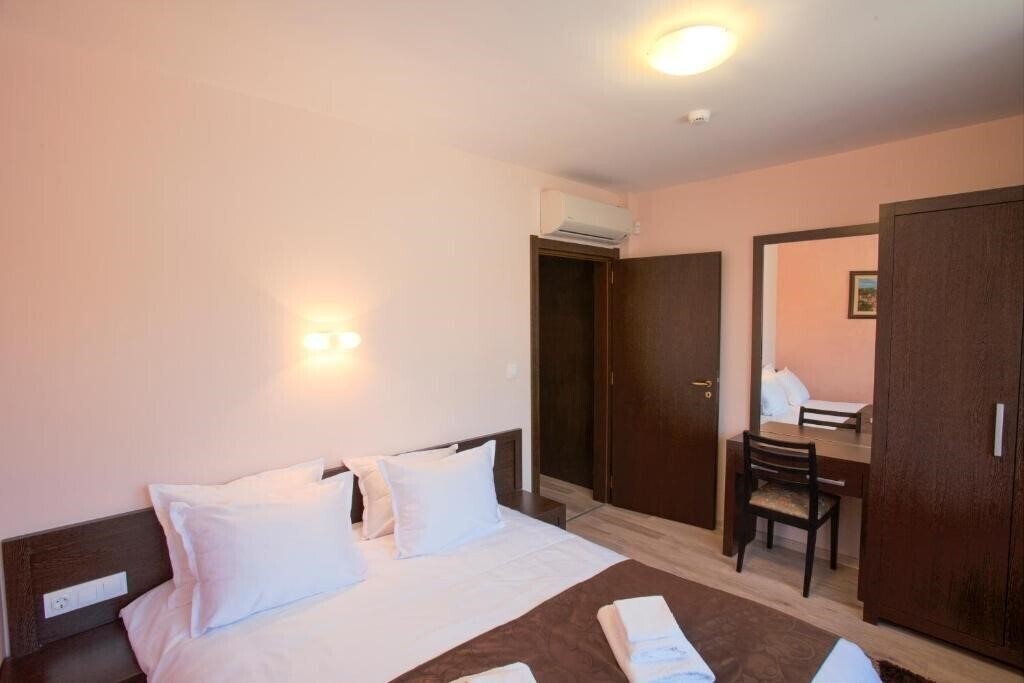 Панорама Old Plovdiv House 3*