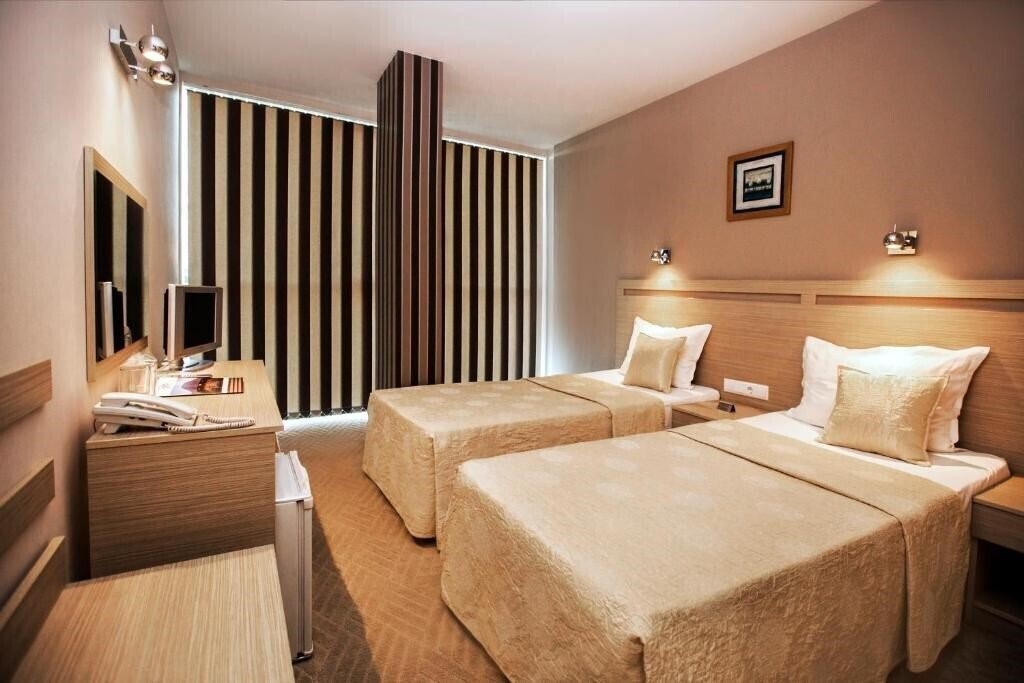 Панорама Expo Hotel 3*