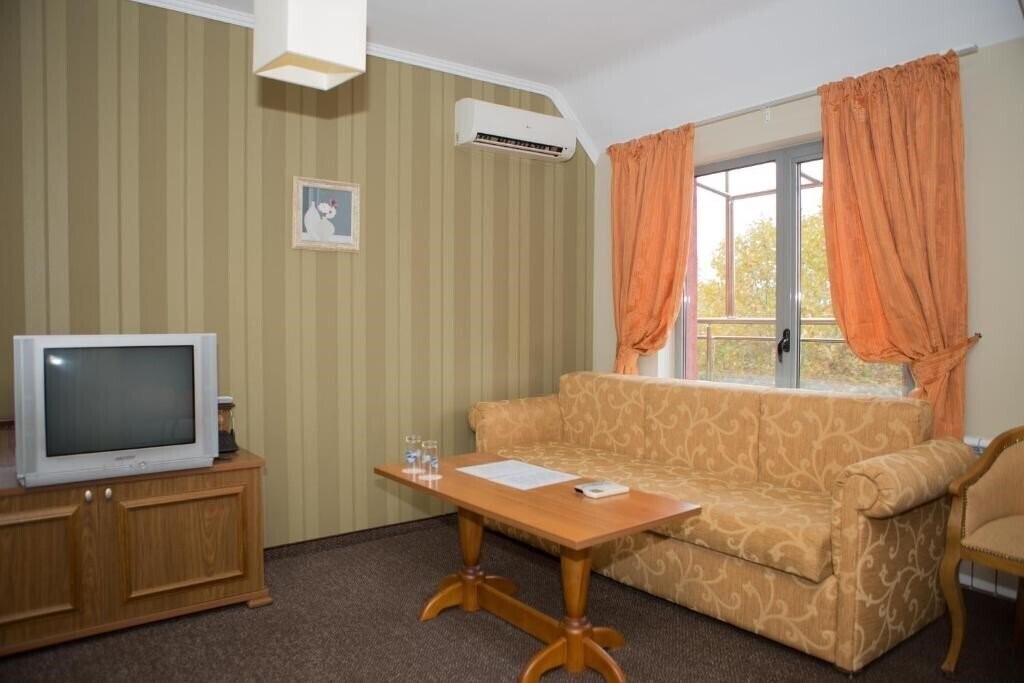 Панорама Hotel Bordo 3*