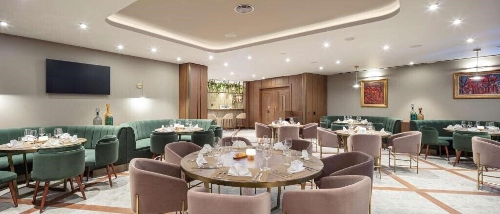 Вид Doubletree By Hilton Plovdiv Center отель без категории