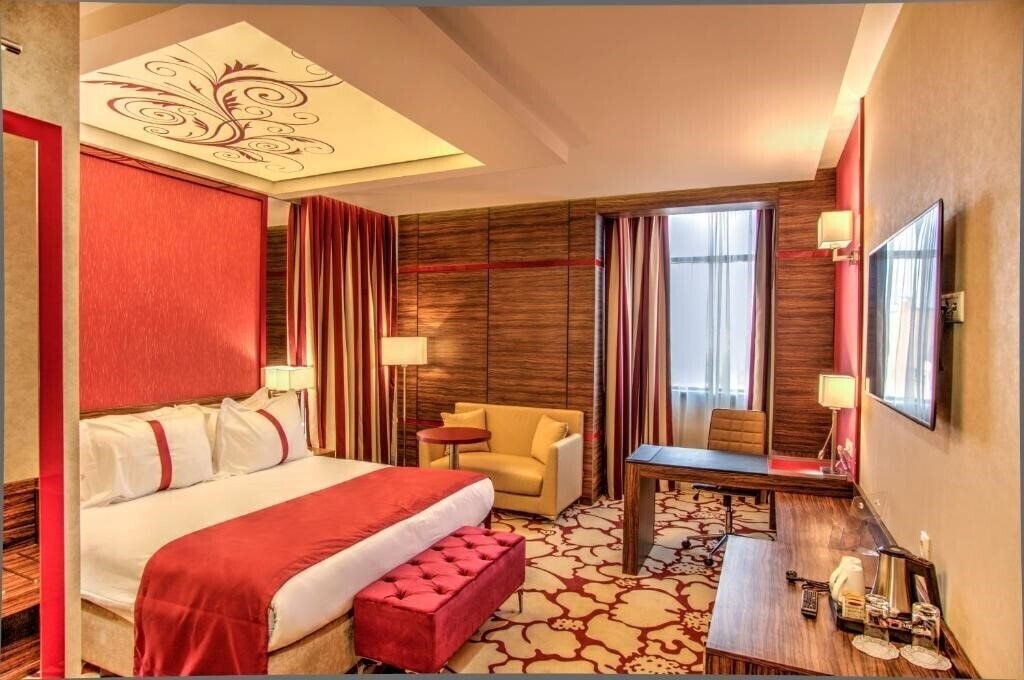 Панорама Holiday Inn Plovdiv, An Ihg Hotel 4*