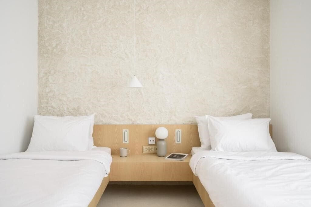 Территория Hotel Hello Plovdiv 3*