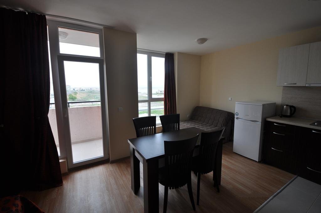 Панорама Apart Hotel Salt Lake 4*