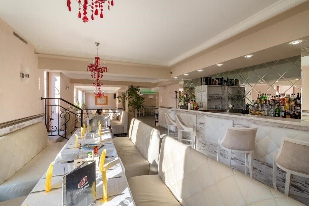 Территория Zeus 3*