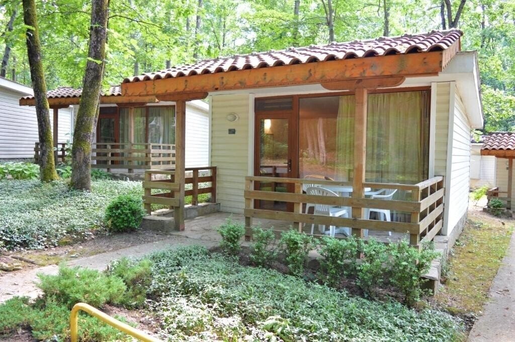 Отель Primorsko Club Holiday Villas 3*