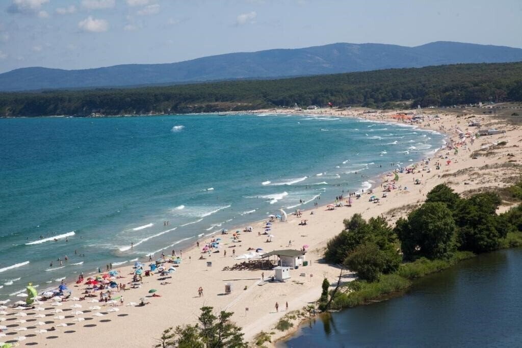 Территория Perla Royal Hotel 5*