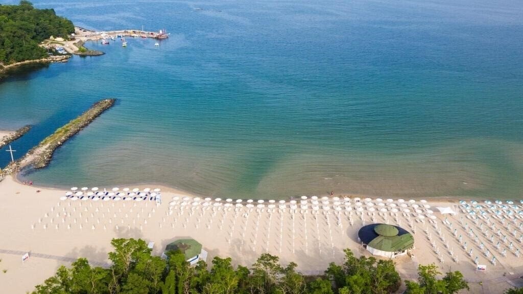 Апартаменты Perla Royal Hotel 5*