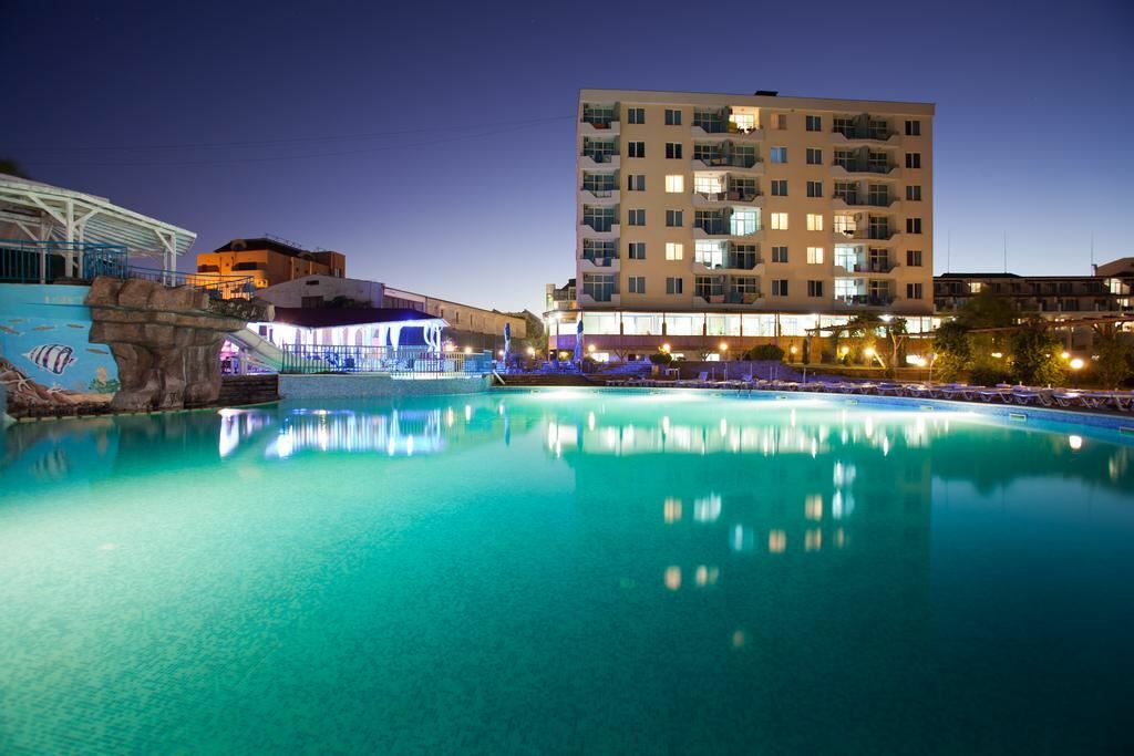 Панорама Perla Beach Club (ex. Perla Beach I & II, Perla Beach Resort) 4*