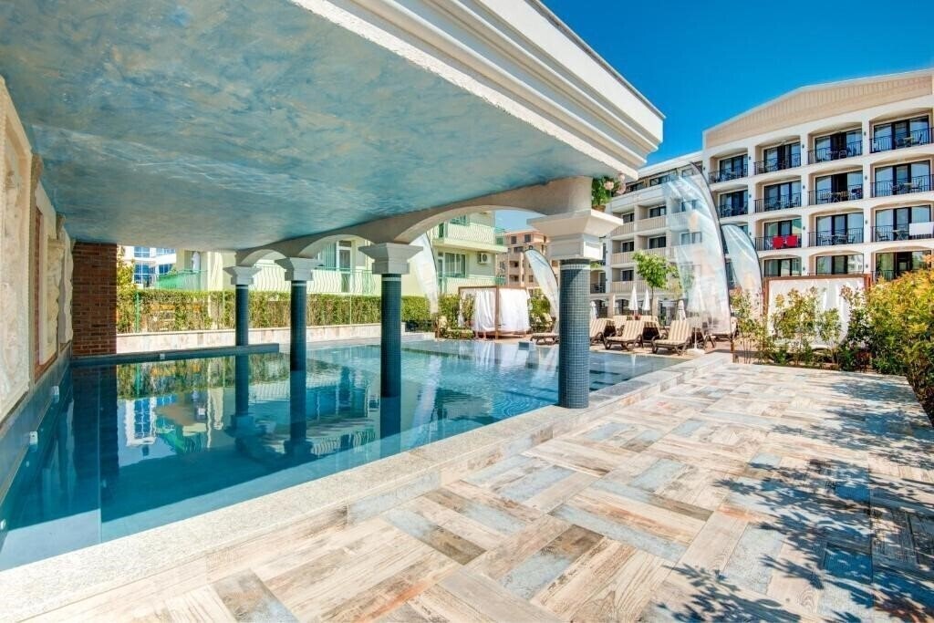 Территория Siena Palace 3*