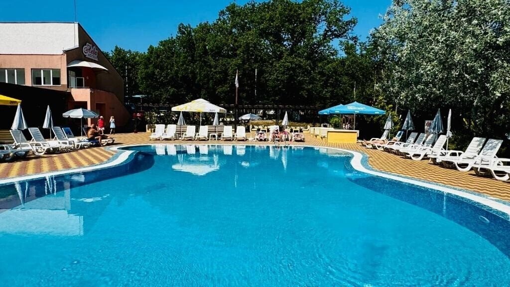 Панорама Neva 3*