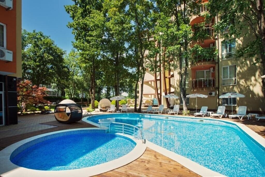 Отель Sunrise Hotel (ex. Sunrise Primorsko) 4*