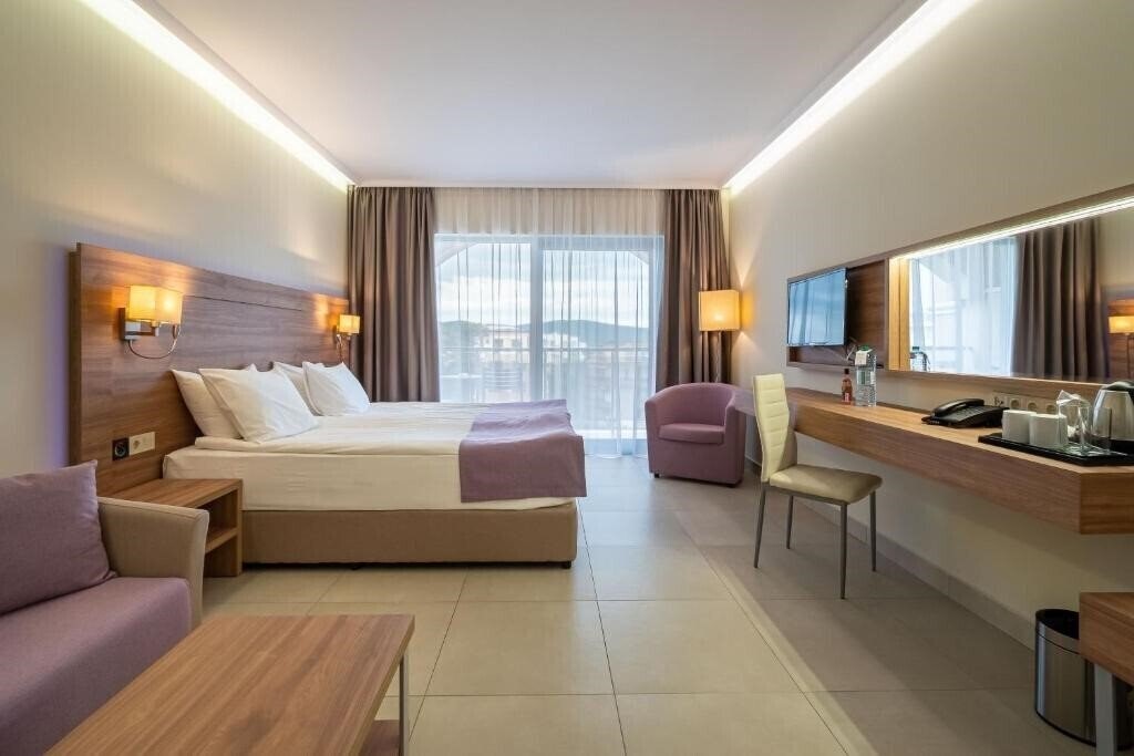 Апартаменты Belvedere Alexandria Club Hotel (ex. Belvedere Primorsko, Belvedere ) 5*