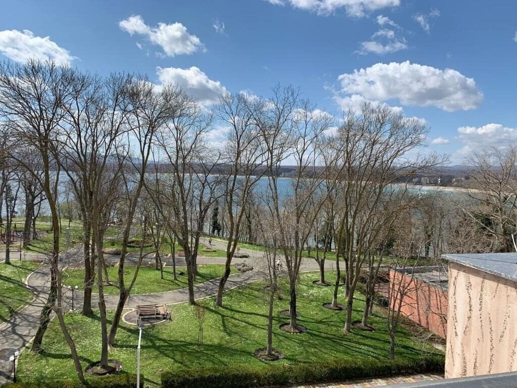 Апартаменты Cinema 3*