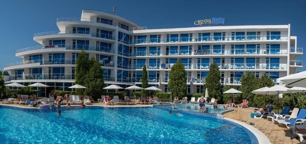 Територія Queen Nelly 4*