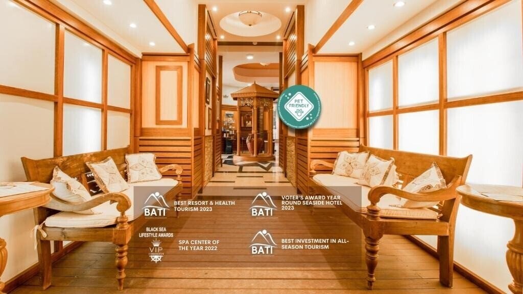 Апартаменти Emerald Beach Resort & SPA (ex. Emerald Resort & SPA GT) 5*