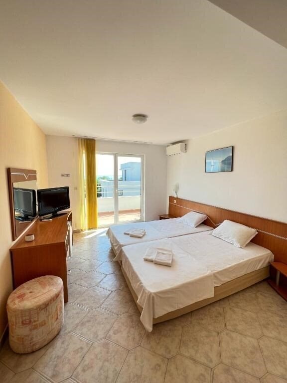 Зображення Crystal 3*