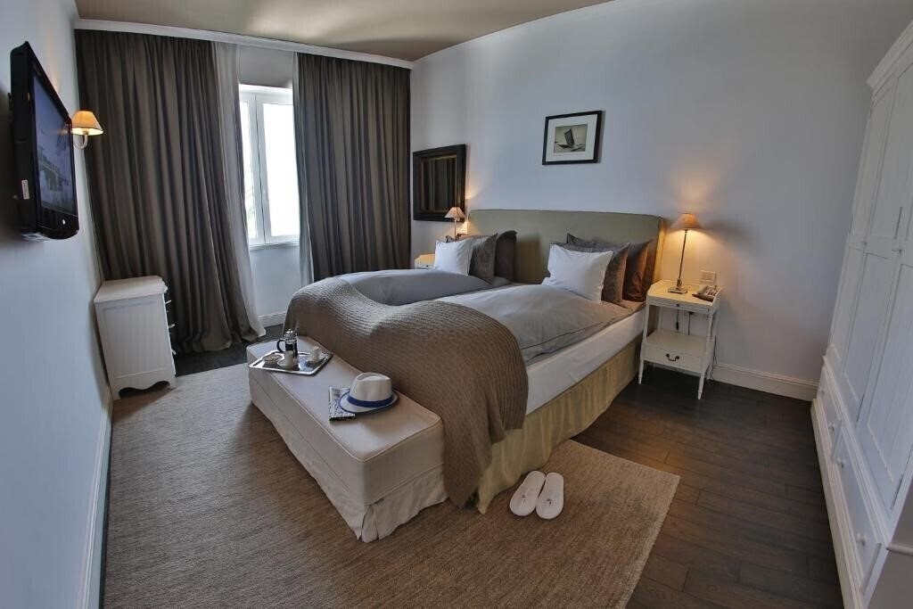 Панорама Boutique Hotel Oasis 4*