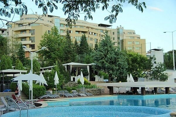 Готель Botanica Family Hotel 2*