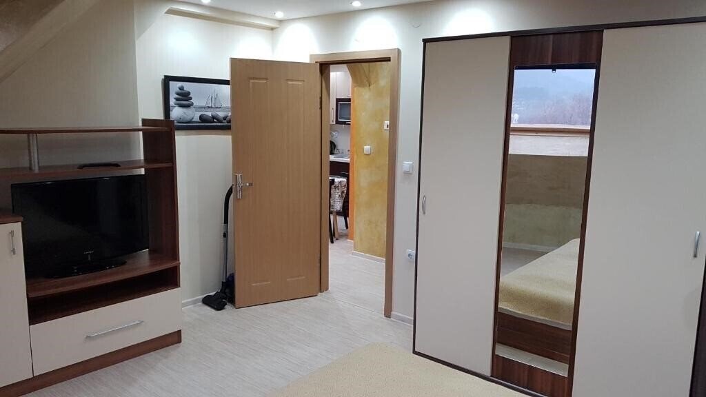 Апартаменти Yana Apartments апартаменты