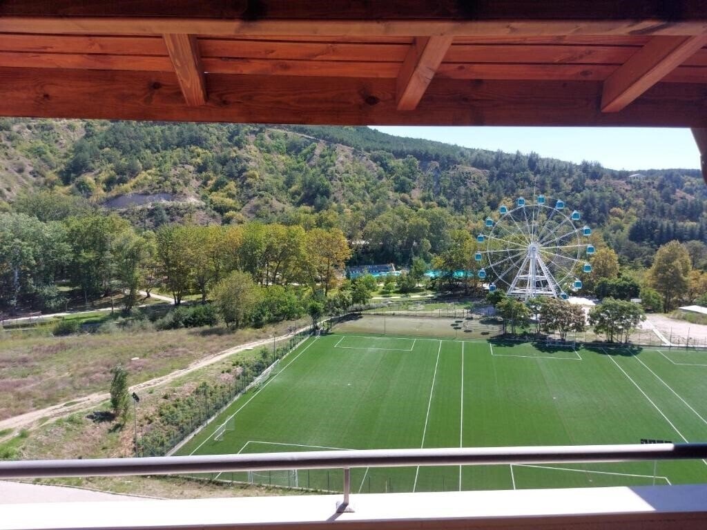 Фото Yana Apartments апартаменты