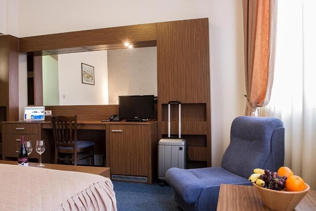 Фотографія Diter Hotel 3*